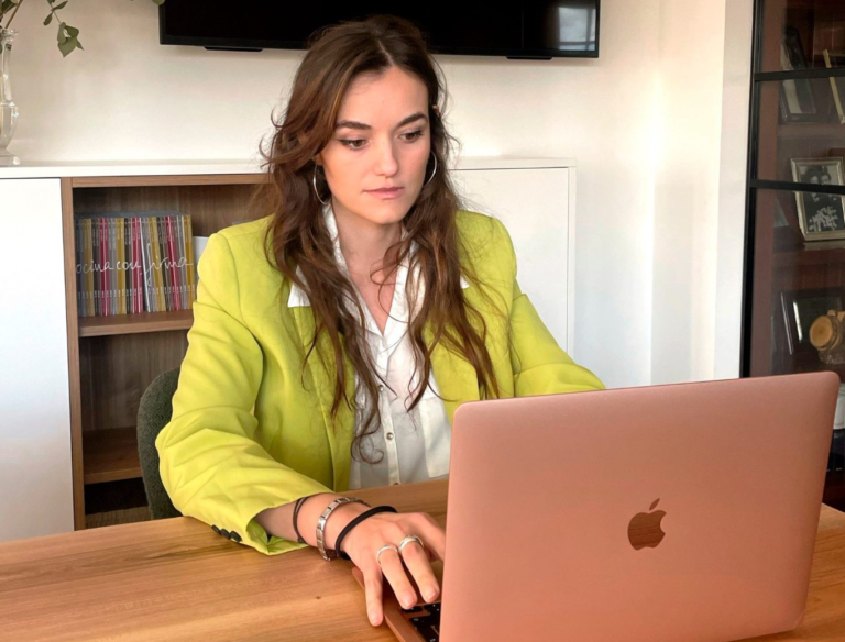 Sesión de terapia online para trauma en adultos